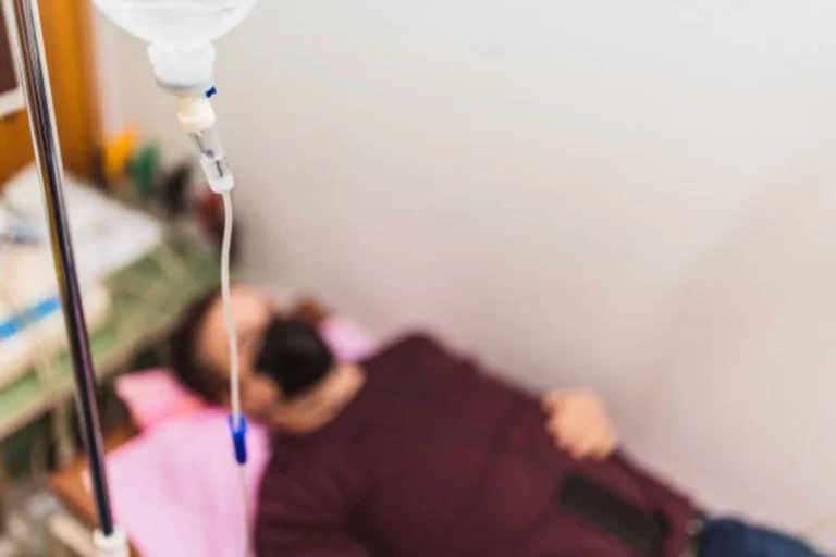 Understanding Allergy Triggers and Emergency Care