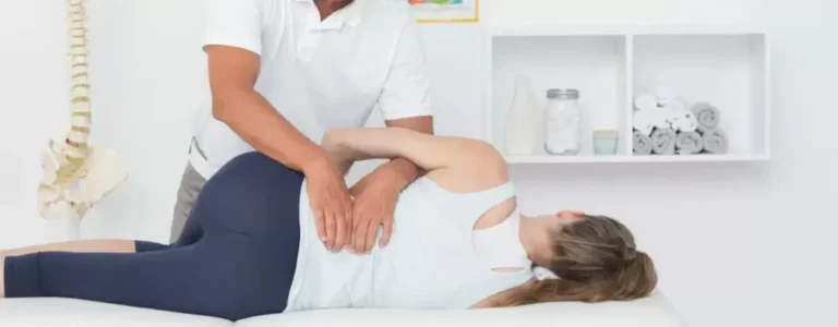 How Spine Neurosurgeons Tailor Treatments for Sciatica Relief