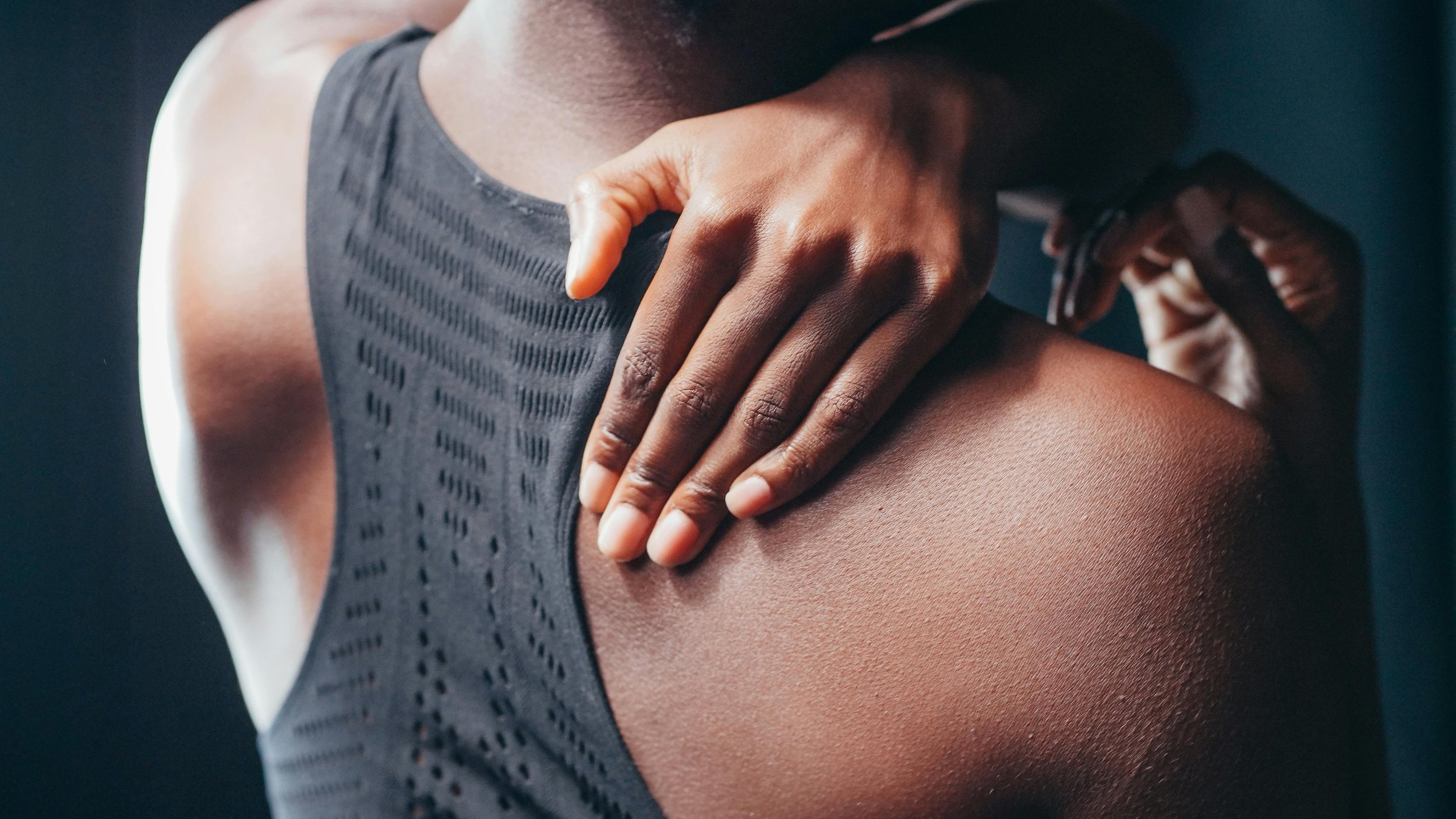Common Mistakes to Avoid When Dealing with Shoulder Pain