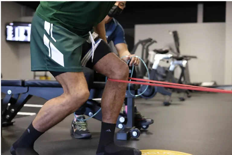 Partial vs. Total Knee Replacement: Understanding Your Options