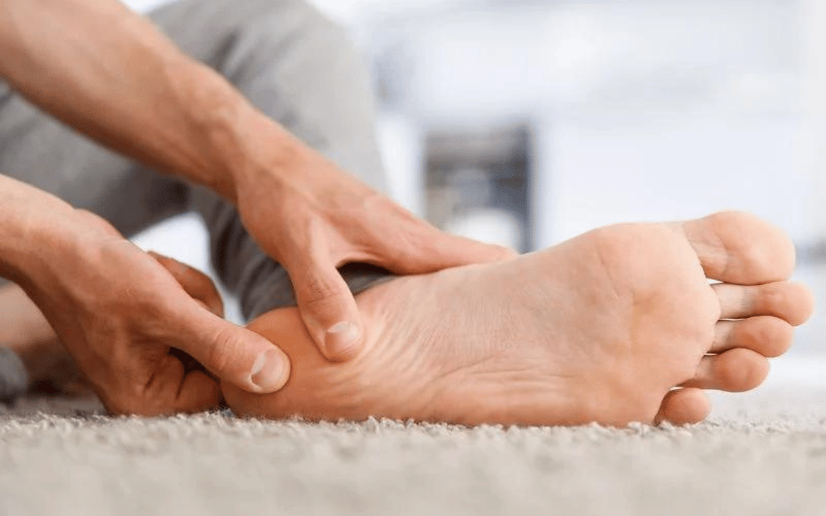 When to See a Foot Doctor for Persistent Pain