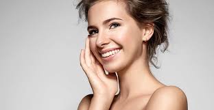 Exploring the Benefits of Microneedling for Skin Rejuvenation